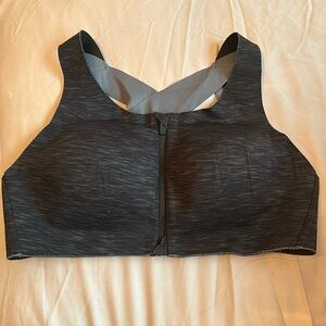 Enlite Front-Zip Bra
High Support, D Cup